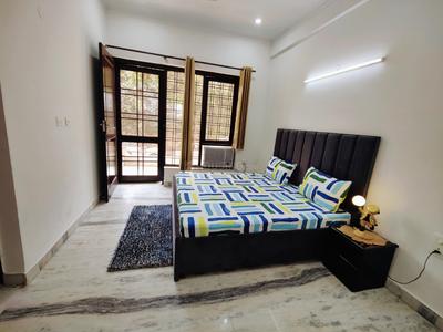 Bedroom Image of 1200 Sq.ft 2 BHK Builder Floor for rent in Sector 52 Gurgaon for Rs. 48000