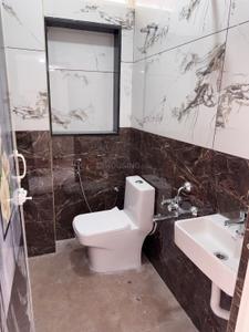 Bathroom Image of 805 Sq.ft 2 BHK Builder Floor for rent in Thirumazhisai Chennai for Rs. 14000