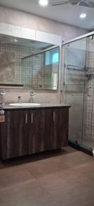 Kitchen Image of 5850 Sq.ft 4 BHK Builder Floor for rent in Soami Nagar New Delhi for Rs. 350000