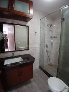 Bathroom Image of 2430 Sq.ft 4 BHK Builder Floor for sale in Nizamuddin West New Delhi for Rs. 100000000