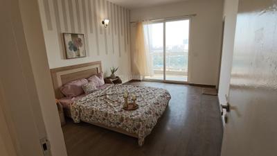 Bedroom Image of 1700 Sq.ft 3.5 BHK Apartment / Flat for sale in Emaar Palm Gardens, Sector 83 Gurgaon for Rs. 22500000