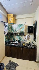 Kitchen Image of 450 Sq.ft 1 BHK Apartment / Flat for rent in Phi IV Greater Noida for Rs. 15000