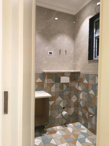 Common Bathroom Image of 1350 Sq.ft 3 BHK Builder Floor for sale in Indirapuram Ghaziabad for Rs. 17000231