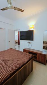 Bedroom Image of 1550 Sq.ft 3 BHK Apartment / Flat for rent in Express Garden, Indirapuram Ghaziabad for Rs. 42000