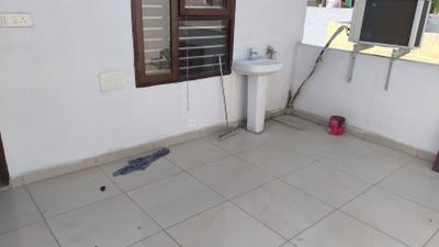 Image of 900 Sq.ft 1 RK Builder Floor for rent in Haibowal Kalan, Ludhiana for Rs. 12000