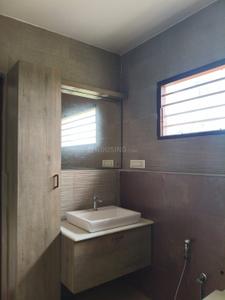 Image of 13000 Sq.ft 5 BHK Independent House for sale in Pukkattupady, Kochi for Rs. 80000000