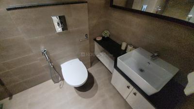 Bathroom Image of 1800 Sq.ft 3 BHK Apartment / Flat for rent in Harni Vadodara for Rs. 18000