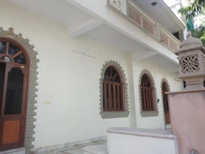 Image of 3000 Sq.ft 3 BHK Villa for rent in Thaltej, Ahmedabad for Rs. 48000