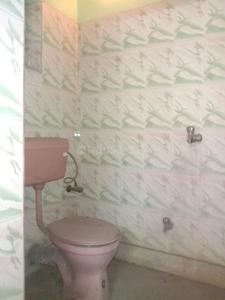 Bathroom Image of 1400 Sq.ft 3 BHK Apartment / Flat for rent in Chinar Park Kolkata for Rs. 18000