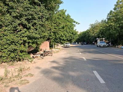Image of 200 Sq.ft Residential Plot / Land for sale in Sector 105, Noida for Rs. 62500000