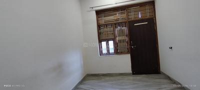 Bedroom Image of 1200 Sq.ft 2 BHK Builder Floor for rent in Charan Singh Nagar Sikar for Rs. 9500