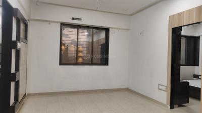 Living Room Image of 575 Sq.ft 1 BHK Apartment / Flat for rent in Sugee Sadan, Dadar West Mumbai for Rs. 70000