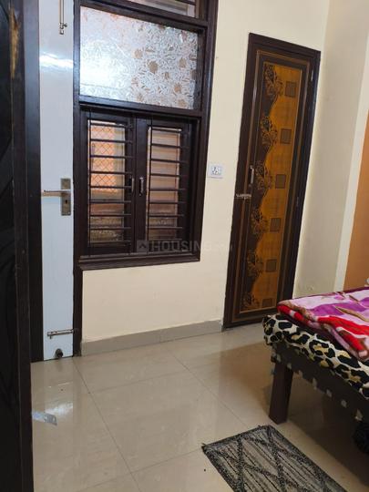 Looking for female for sharing flat Bedroom 1