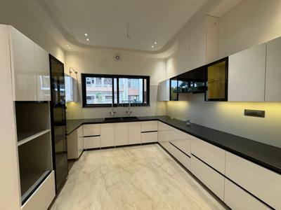 Kitchen Image of 3000 Sq.ft 5 BHK Independent House for sale in Kharar Mohali for Rs. 32000000