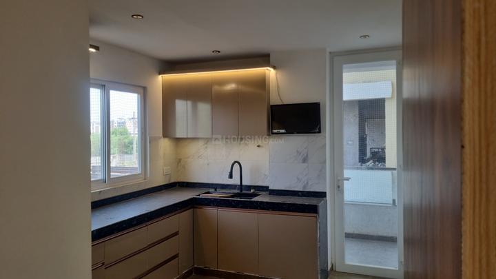 VN Exclusive 444 Main Image 1