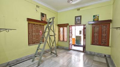 Bedroom Image of 1215 Sq.ft 5 BHK Independent House for sale in South Dum Dum Kolkata for Rs. 12500000