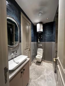 Bathroom Image of 2700 Sq.ft 4 BHK Builder Floor for sale in Paschim Vihar New Delhi for Rs. 55000000