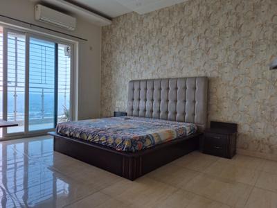 Bedroom Image of 2280 Sq.ft 3 BHK Apartment / Flat for sale in Gaurs Sports Wood, Sector 79 Noida for Rs. 34100000