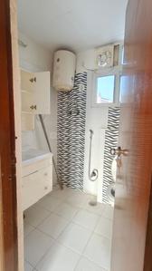 Image of 1180 Sq.ft 2 BHK Apartment / Flat for rent in Assotech Windsor Park, Indirapuram, Ghaziabad for Rs. 30000