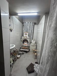 Bathroom Image of 1240 Sq.ft 3 BHK Apartment / Flat for sale in Netaji Nagar Kolkata for Rs. 5500000