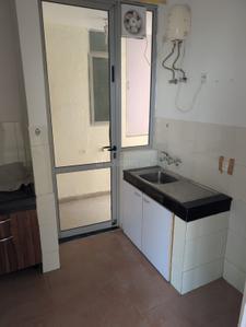 Kitchen Image of 1650 Sq.ft 2.5 BHK Apartment / Flat for rent in Pioneer Park, Sector 61 Gurgaon for Rs. 57000