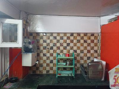 Kitchen Image of 1750 Sq.ft 4 BHK Duplex for sale in Green Park Extension New Delhi for Rs. 29999999