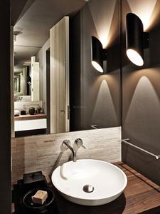 Bathroom Image of 5300 Sq.ft 7 BHK Apartment / Flat for sale in Santacruz West Mumbai for Rs. 200000000