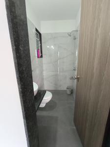 Bathroom Image of 530 Sq.ft 1 BHK Apartment / Flat for rent in Anant Metropolis Insignia Towers, Kasarvadavali Thane for Rs. 25000