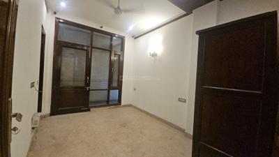 Bedroom Image of 2800 Sq.ft 4 BHK Builder Floor for sale in Safdarjung Enclave New Delhi for Rs. 80000000