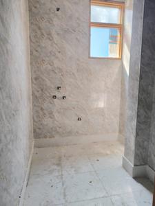 Common Bathroom Image of 650 Sq.ft 2 BHK Apartment / Flat for sale in Sangam Vihar New Delhi for Rs. 3500000