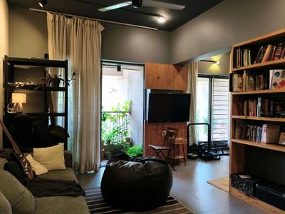 Living Room Image of 629 Sq.ft 1 BHK Apartment / Flat for sale in Skyi Songbirds , Bhugaon Pune for Rs. 5000000