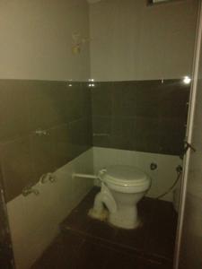 Common Bathroom Image of 1260 Sq.ft 2 BHK Apartment / Flat for sale in Harmain 33, Sarkhej Ahmedabad for Rs. 9000000
