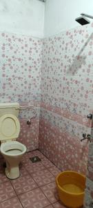 Bathroom Image of 1300 Sq.ft 3 BHK Duplex for rent in Chamkkada Kollam for Rs. 10000