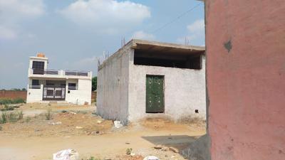 Image of 900 Sq.ft Residential Plot / Land for sale in Shanti Kunj, Gurgaon for Rs. 2550000