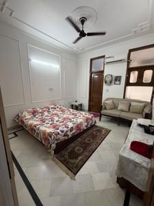 Bedroom Image of 1440 Sq.ft 3 BHK Builder Floor for sale in Mukherjee Nagar New Delhi for Rs. 13500000