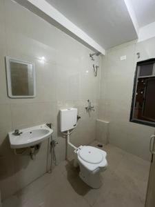 Bathroom Image of 550 Sq.ft 1 BHK Apartment / Flat for rent in Hiranandani The Walk, Hiranandani Estate Thane for Rs. 29000