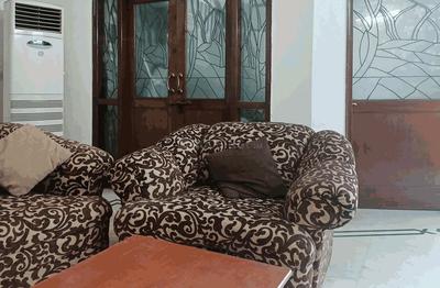 Hall Image of Manish  Nest-G1 in Sector 31, Gurgaon