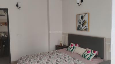 Bedroom Image of 1400 Sq.ft 2.5 BHK Apartment / Flat for rent in Kingswood Court, Crossings Republik Ghaziabad for Rs. 22000