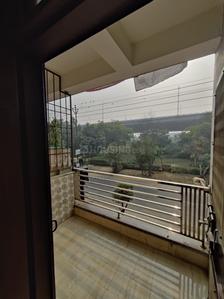 Balcony Image of 900 Sq.ft 2 BHK Builder Floor for rent in Vasundhara Ghaziabad for Rs. 17000