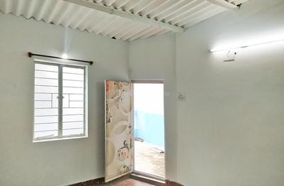 Bedroom Image of 750 Sq.ft 7 BHK Independent House for rent in Lingarajapuram Bengaluru for Rs. 26000