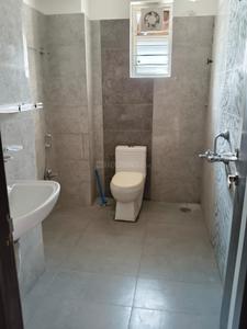 Bathroom Image of 2800 Sq.ft 3 BHK Apartment / Flat for rent in Himayath Nagar Hyderabad for Rs. 50000