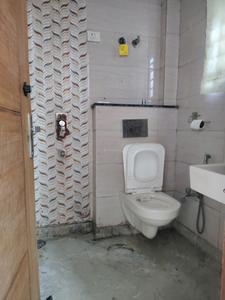 Common Bathroom Image of 700 Sq.ft 2 BHK Builder Floor for rent in Munirka New Delhi for Rs. 30000