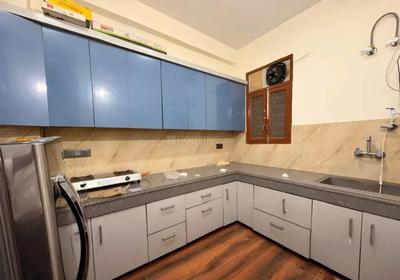 Kitchen Image of 920 Sq.ft 2 BHK Builder Floor for rent in Sector 69 Gurgaon for Rs. 31699