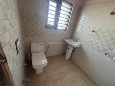 Bathroom Image of 3000 Sq.ft 2 BHK Builder Floor for rent in Bajwa Sunny Enclave, Kharar Mohali for Rs. 22000