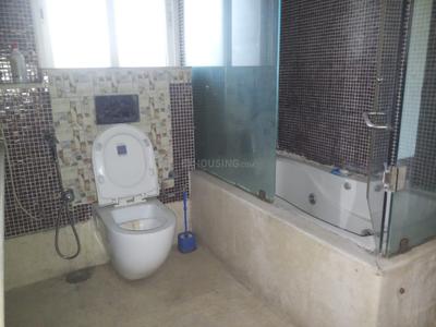 Bathroom Image of 2476 Sq.ft 4 BHK Apartment / Flat for sale in Assotech Windsor Park, Indirapuram Ghaziabad for Rs. 34500000