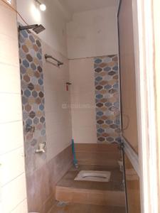 Bathroom Image of 700 Sq.ft 1 BHK Builder Floor for rent in Ishwar Nagar Nagpur for Rs. 2000