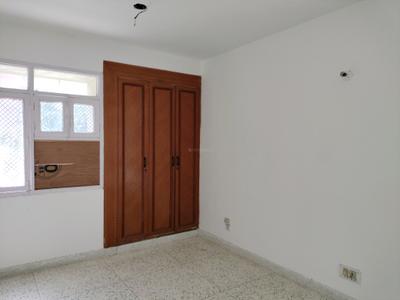 Bedroom Image of 1900 Sq.ft 3 BHK Apartment / Flat for sale in CGHS Bank Vihar Apartments, Sector 22 Dwarka New Delhi for Rs. 28900000