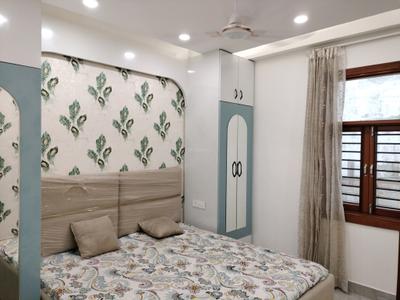 Bedroom Image of 1500 Sq.ft 4 BHK Builder Floor for sale in Chandra Park New Delhi for Rs. 14500000