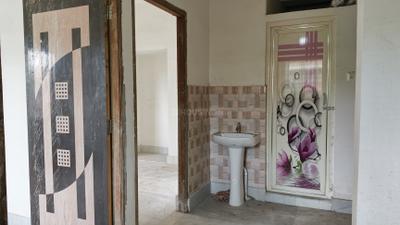 Living Room Image of 450 Sq.ft 2 BHK Apartment / Flat for sale in Purba Barisha Kolkata for Rs. 2000000
