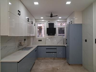 Kitchen Image of 1350 Sq.ft 3 BHK Builder Floor for sale in Paschim Vihar New Delhi for Rs. 26000000